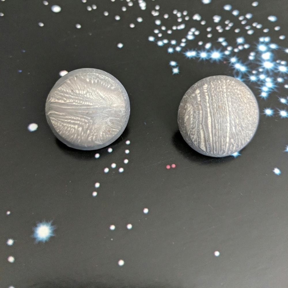 Vintage Wooden Earrings 🌙